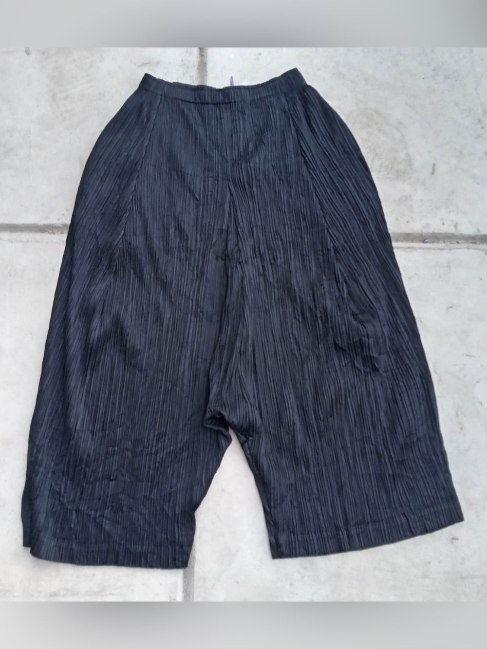 Issey Miyake Pleats Please Black Wide Leg Cropped Capri Culotte Pants Sz 2